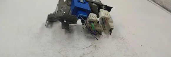Mazda MPV II LW Fuse module 3211224320
