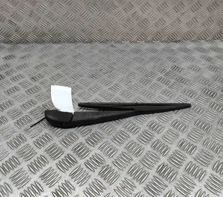 Peugeot 108 Rear wiper blade arm 1612434880