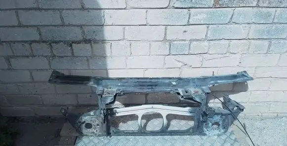 BMW 3 E46 Radiator support slam panel 51718211467 8211467