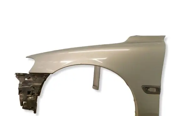 Volvo V70 Fender 