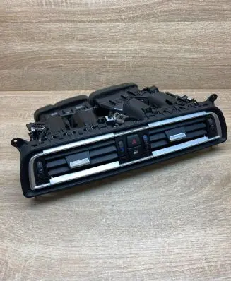 BMW 7 F01 F02 F03 F04 Dash center air vent grill 9115859