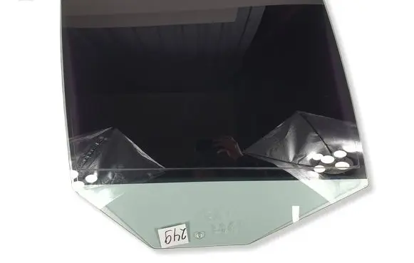 BMW 5 E60 E61 Front door window glass four-door 43R00049