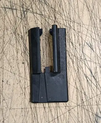 Mercedes-Benz ML W164 Front passenger seat rail trim A1649190320