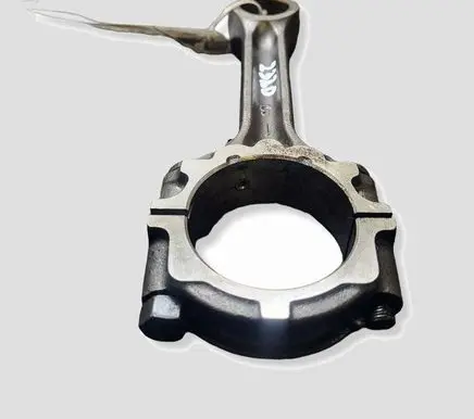 Nissan X-Trail T30 Connecting rod/conrod