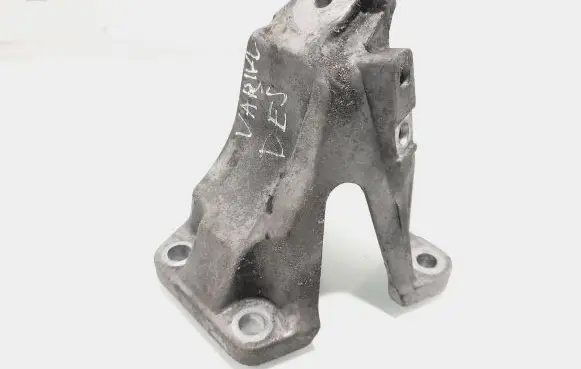 Audi A4 S4 B6 8E 8H Engine mounting bracket 8e0199308h