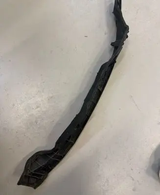 Toyota RAV 4 (XA50) Fender end trim 5382842080