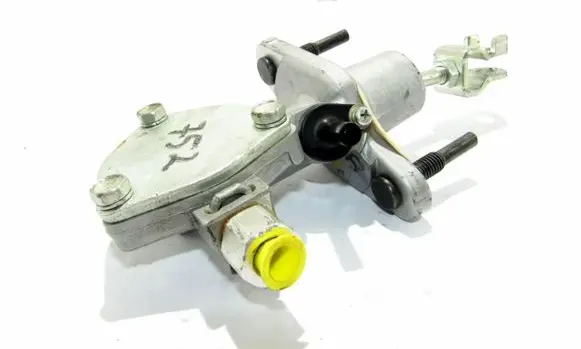 Clutch slave cylinder
