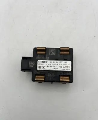 Mercedes-Benz CLA C118 X118 Distronic sensor radar A0009053011 022201403745