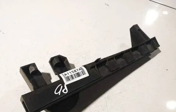 Renault Scenic I Front bumper mounting bracket 8200029979 8200029979D