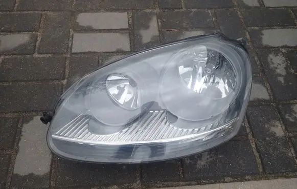 Volkswagen Golf V Headlight/headlamp