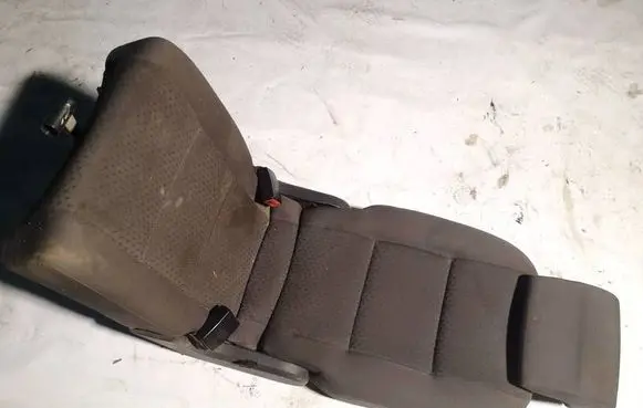 Volkswagen Touran I Rear seat 