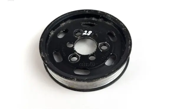 Volkswagen Caddy Power steering pump pulley 038145255b