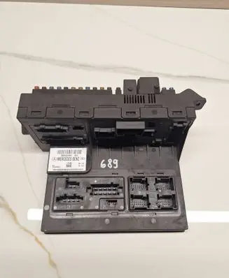 Mercedes-Benz E W211 Fuse module 0035455901