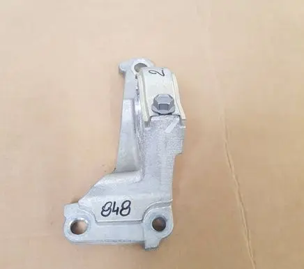 Renault Trafic III (X82) Front differential mounting bracket 897745691R