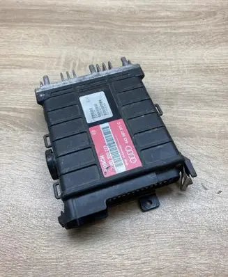 Audi 80 90 S2 B4 Engine control unit/module ECU 443907311C 0261200273