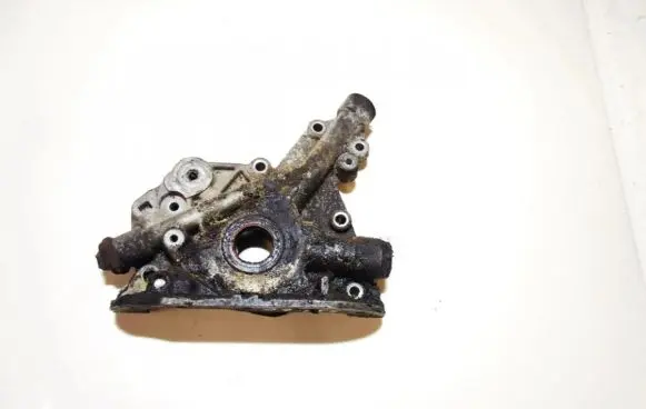 Opel Astra F Oil pump 