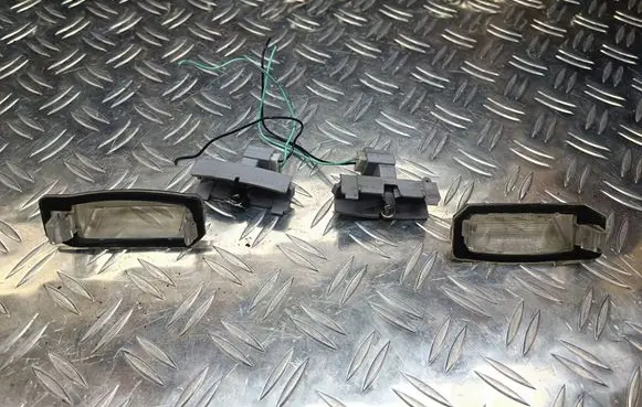 Citroen C-Zero Number plate light