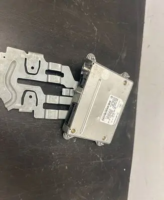 Mercedes-Benz ML W164 Bluetooth control unit module A2118703226 UH03MM01RW DM70490320
