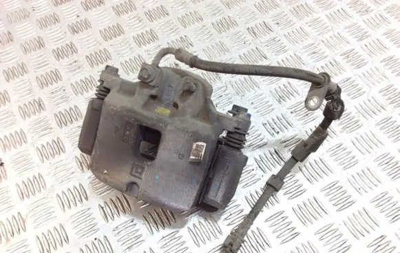 Opel Insignia B Front brake caliper 84120872
