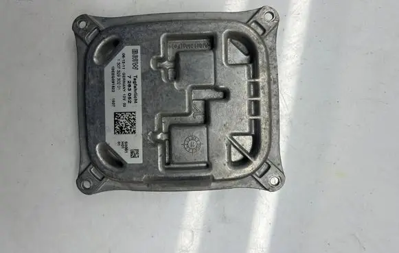 BMW 3 E90 E91 Headlight ballast module Xenon 7263052 130732930201