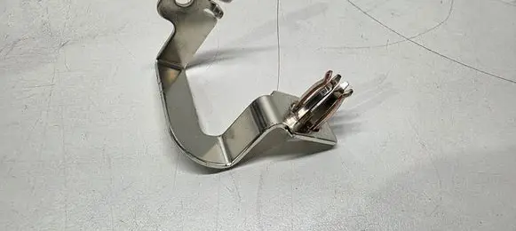 Renault Arkana Hybrid/electric vehicle battery bracket 294A95329R