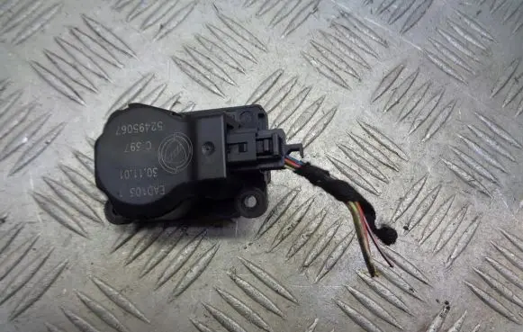 Alfa Romeo 156 A/C air flow flap actuator/motor 52495067