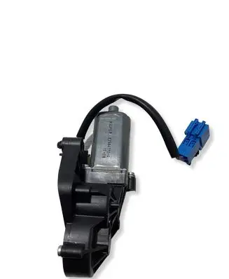 Mercedes-Benz CLS C218 X218 Seat adjustment motor 825843704
