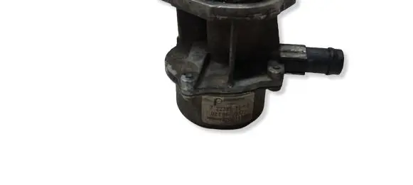 Renault Clio II Vacuum pump 8200113585
