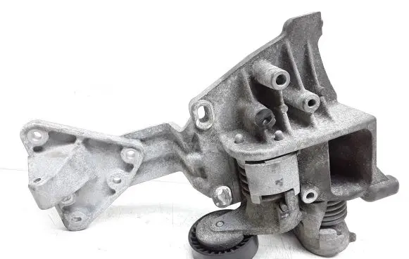 Volvo V40 Generator/alternator bracket 31316826
