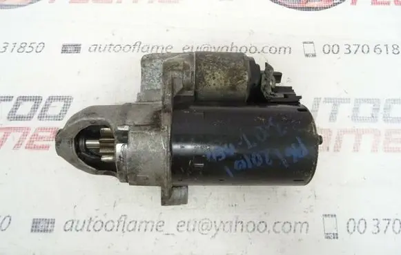 Audi A8 S8 D3 4E Starter motor 06E911023C