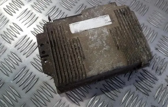 Renault Laguna I Engine control unit/module hom7700863477