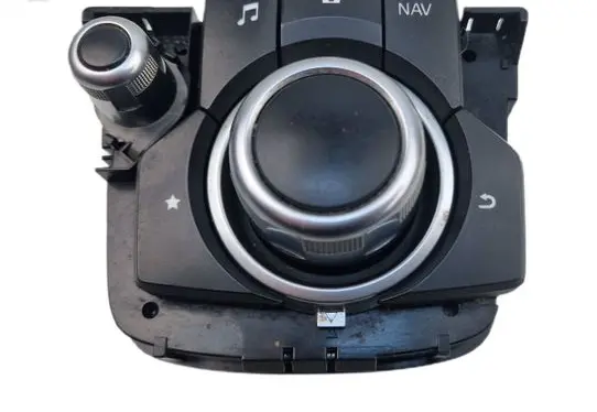 Mazda 6 Central console control unit G46C66CM0A