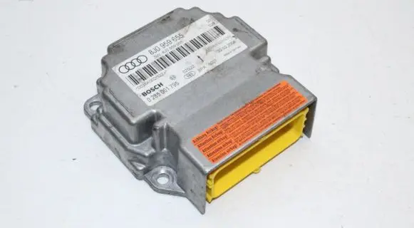 Audi TT TTS Mk2 Airbag control unit/module 8J0959655