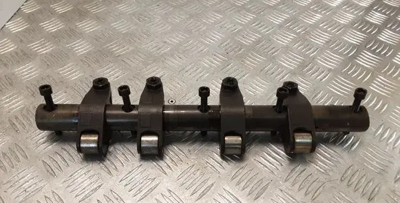 Volkswagen PASSAT B6 Camshaft 