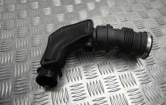 Ford Fiesta Air intake hose/pipe VD11892