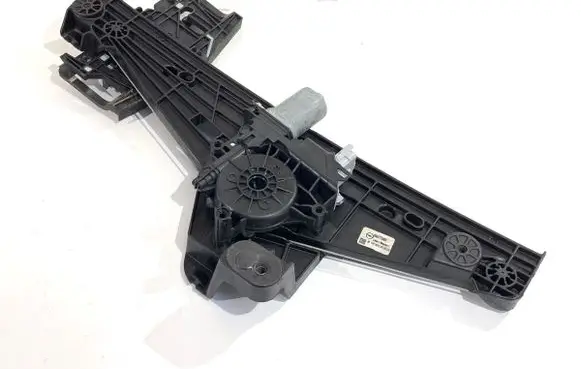 Opel Mokka B Rear door window regulator with motor 9843773980