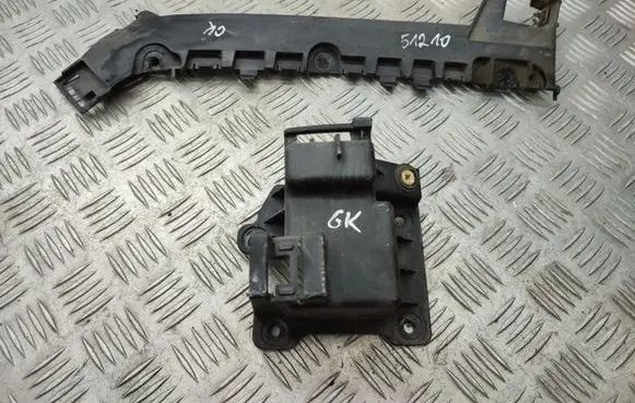 Ford B-MAX Rear bumper mounting bracket AV1117E851AC AV1117A882AB