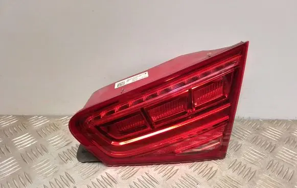 Audi A8 S8 D4 4H Tailgate rear/tail lights 4H0945094A