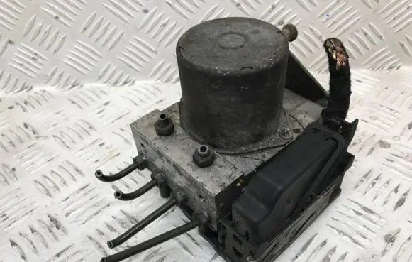 Mercedes-Benz Vito Viano W639 ABS Pump A0014468989
