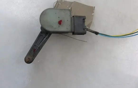 Infiniti M Headlight ballast module Xenon 6PM00816105