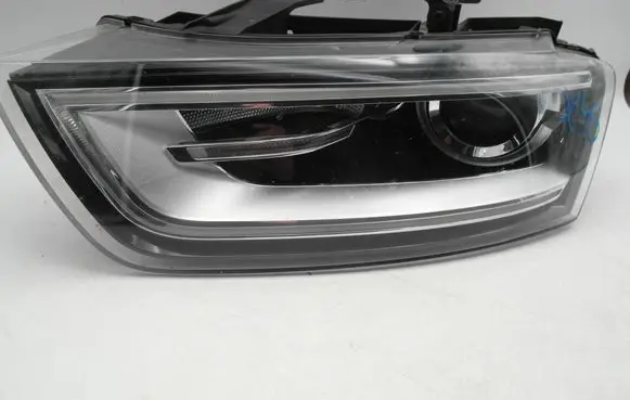 Audi Q3 8U Headlight/headlamp 8U0941003H 0500119681