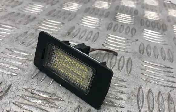 BMW 5 E60 E61 Number plate light