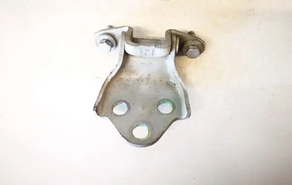 Mitsubishi Space Star Front door upper hinge