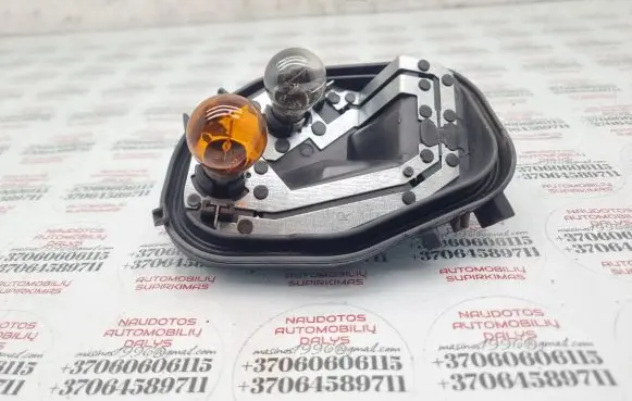 Seat Exeo (3R) Tail light bulb cover holder 3R9945258A 89093734