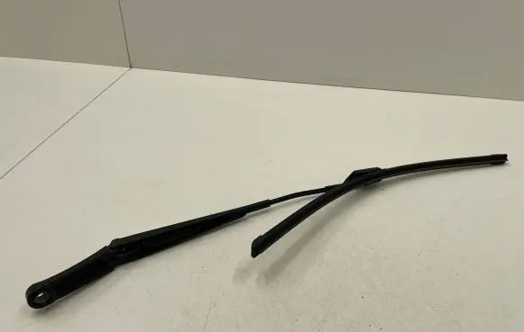 Volkswagen Tiguan Windshield/front glass wiper blade 