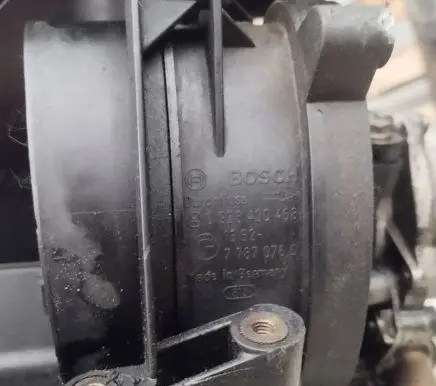 Land Rover Range Rover L322 Mass air flow meter 77870760