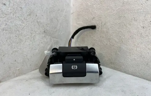 Hand brake release handle