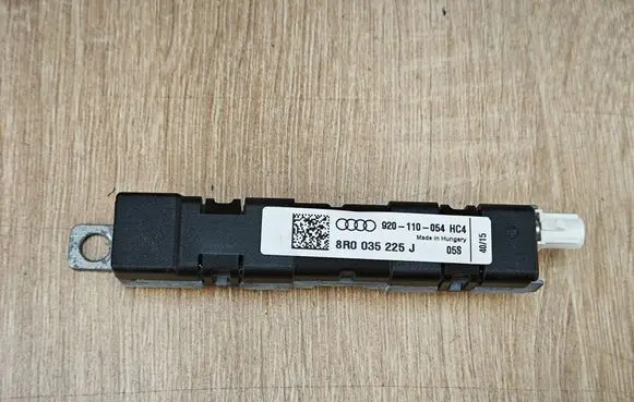 Audi Q5 SQ5 8R Other devices 8R0035225J