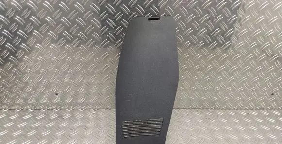 Toyota Corolla Verso E121 Other trunk/boot trim element 647460F011