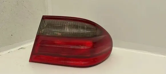 Mercedes-Benz E W210 Rear/tail lights